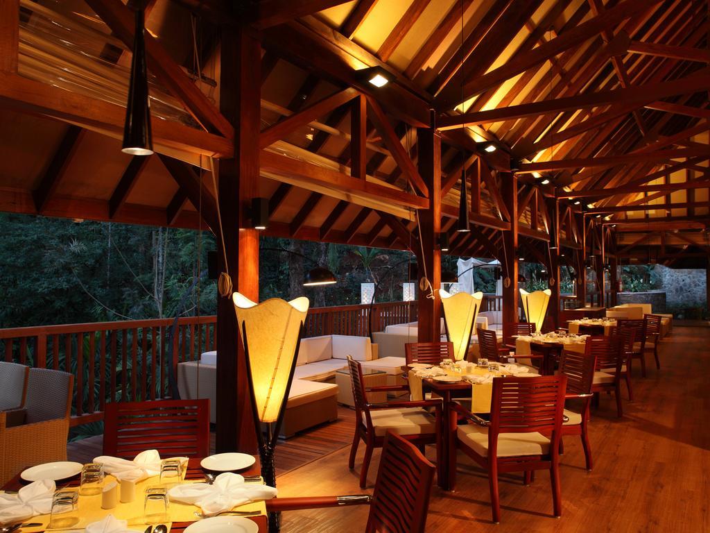The Tamara Coorg Hotel Kakkabe Exterior foto